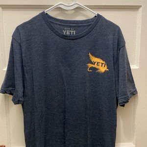 Men’s large Yeti fishing tshirt